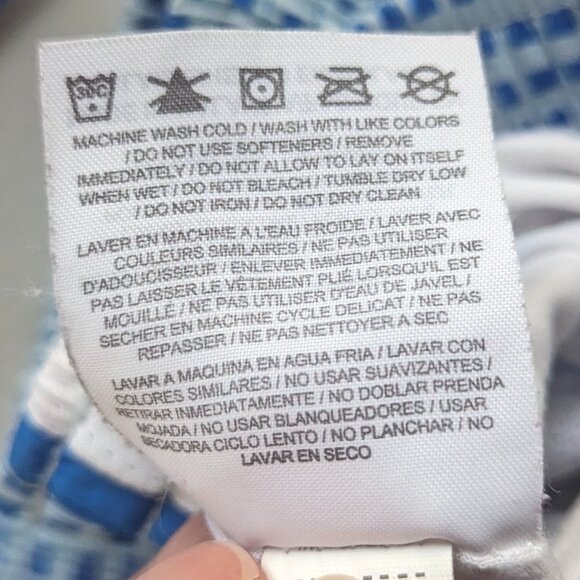 Nike Livestrong Shorts and Top Size Small in Bright Blue - Picture 12 of 16